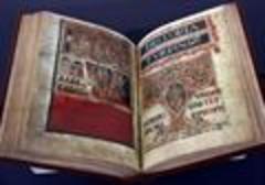 la acusación ejercida por la catedral de santiago pide 31 años para el ladrón del códice